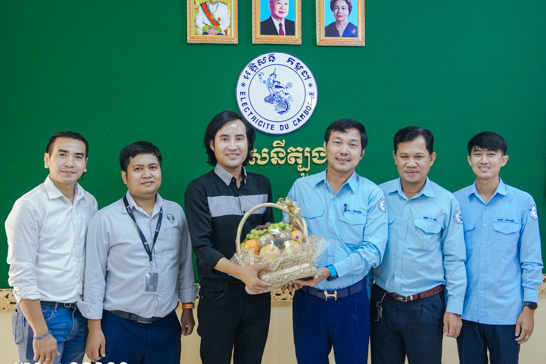 VP.Start Demonstrates New Smart Grid Solutions to Electricity of Tbong Khmom