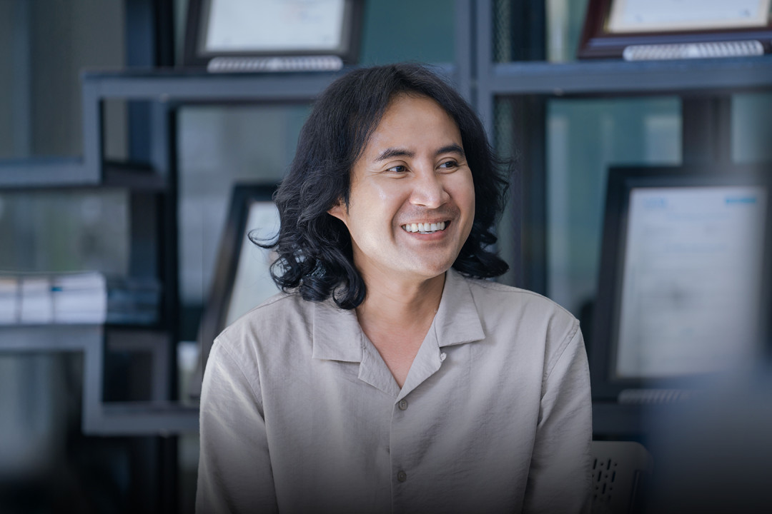 Together Toward an Intelligent and Sustainable Future